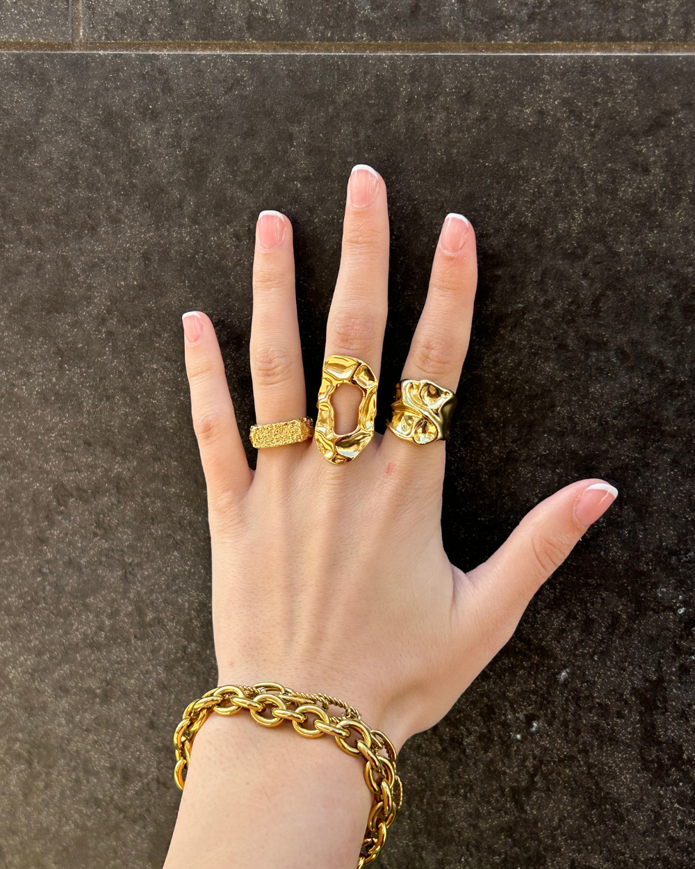 IMPERIAL RING GOLD