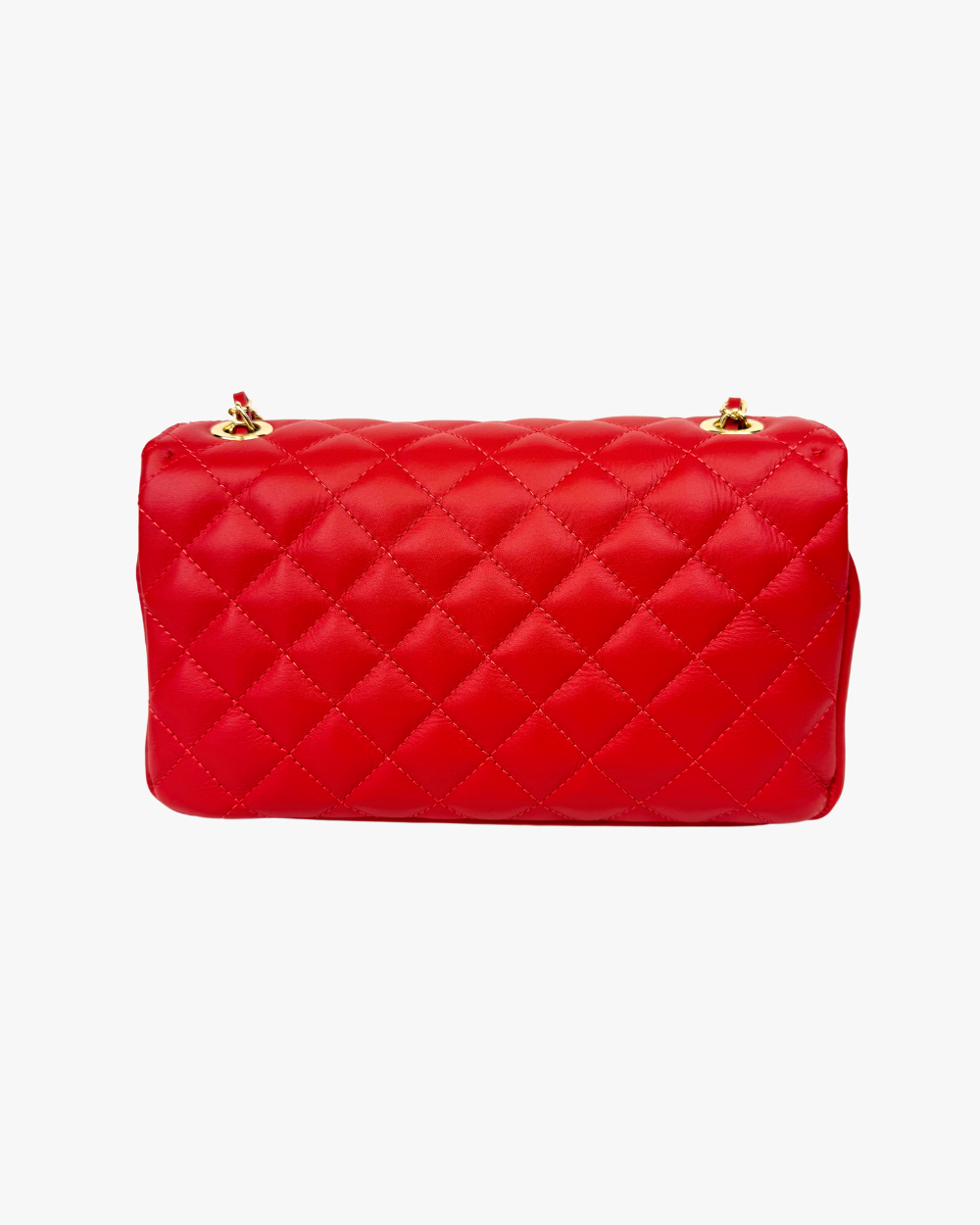 Parte trasera del bolso Juliette Red, resaltando la costura acolchada en patrón de rombos y su textura en cuero vegano de alta calidad.